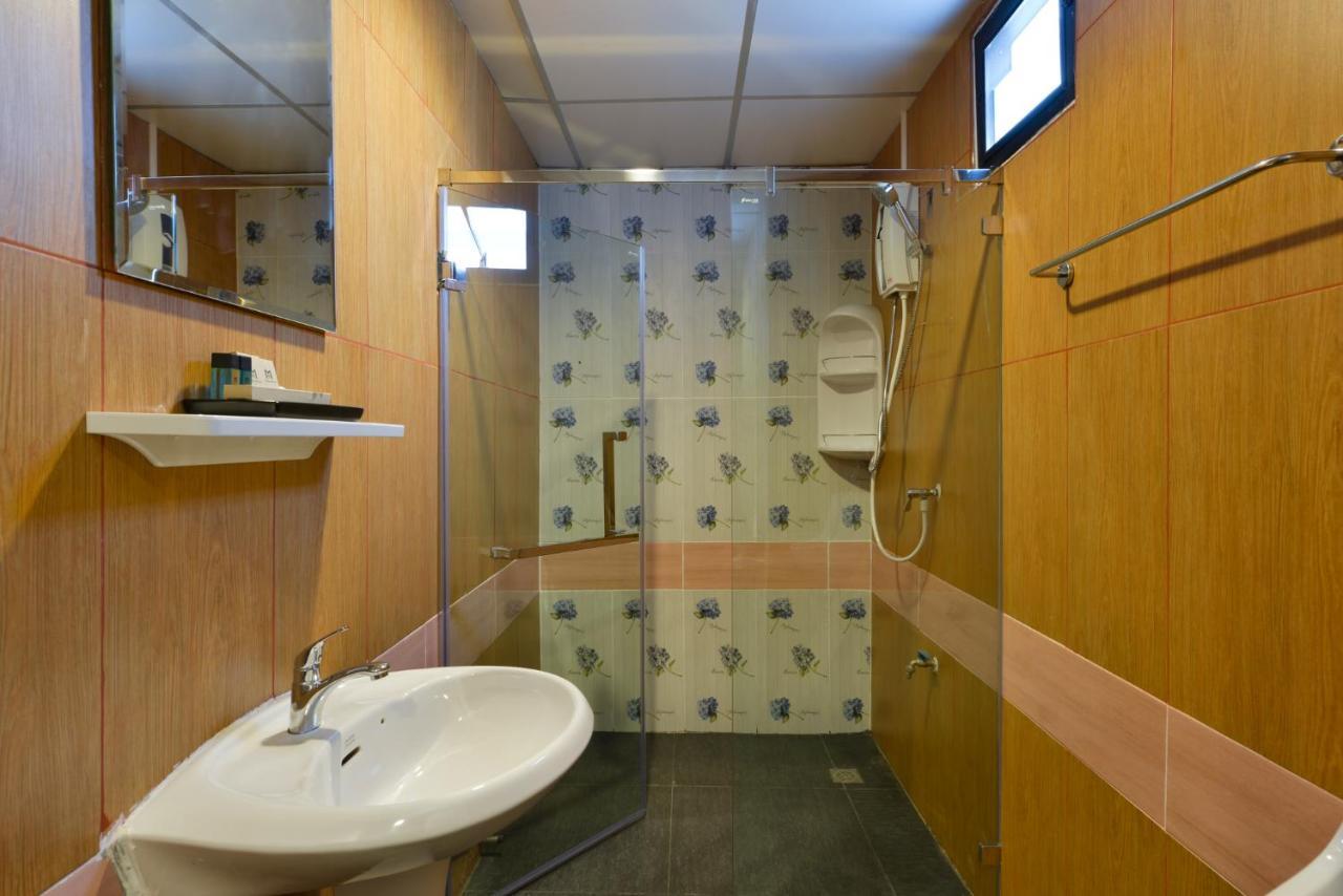 Hotel The Breton Media
