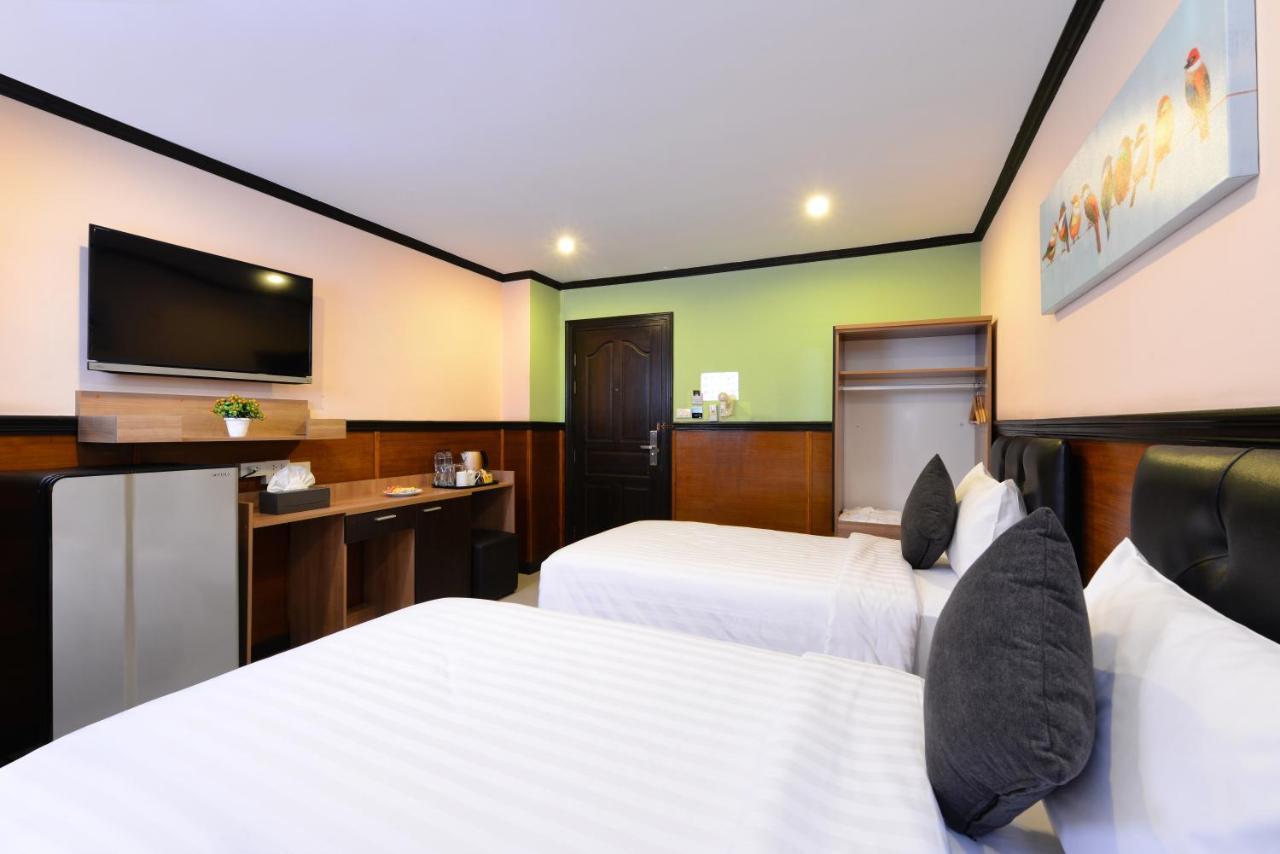 Hotel The Breton Media
