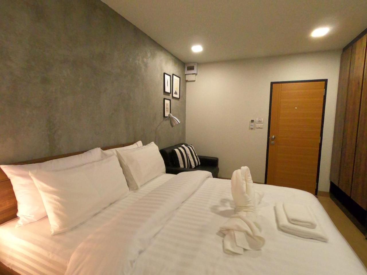 Tata House 3*