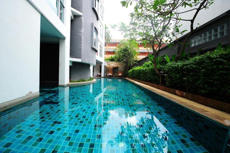 Peace Land Khaosan