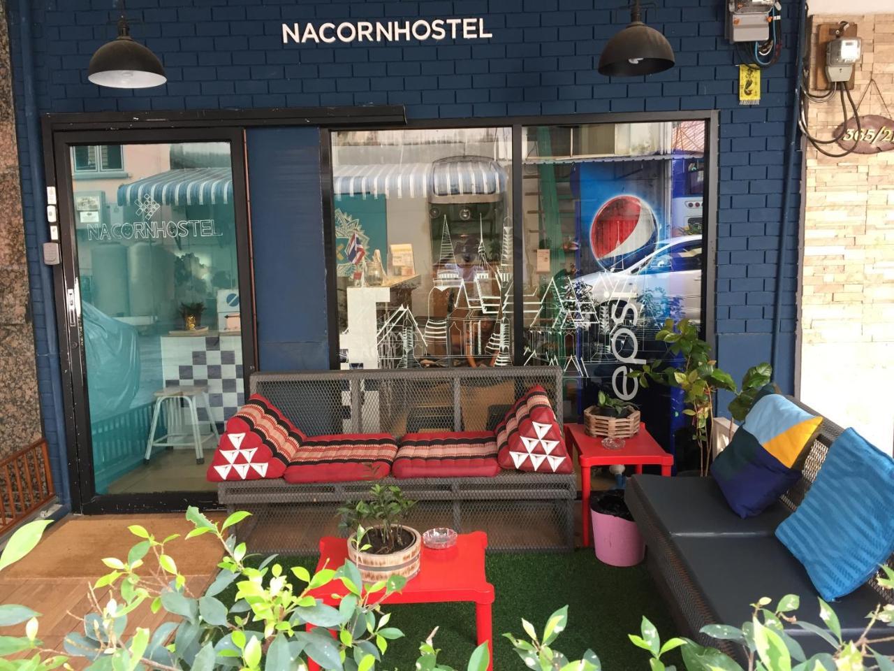 Nacorn Hostel *