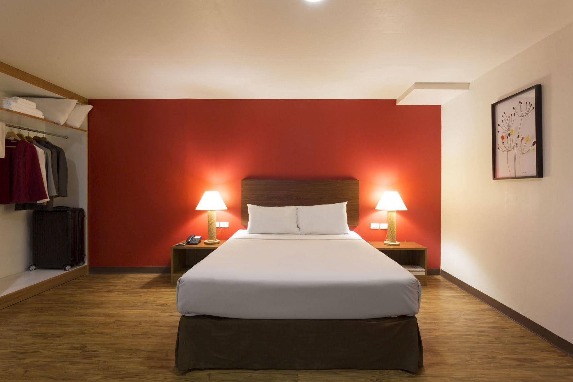 Ruamchitt Plaza Hotel Bangkok