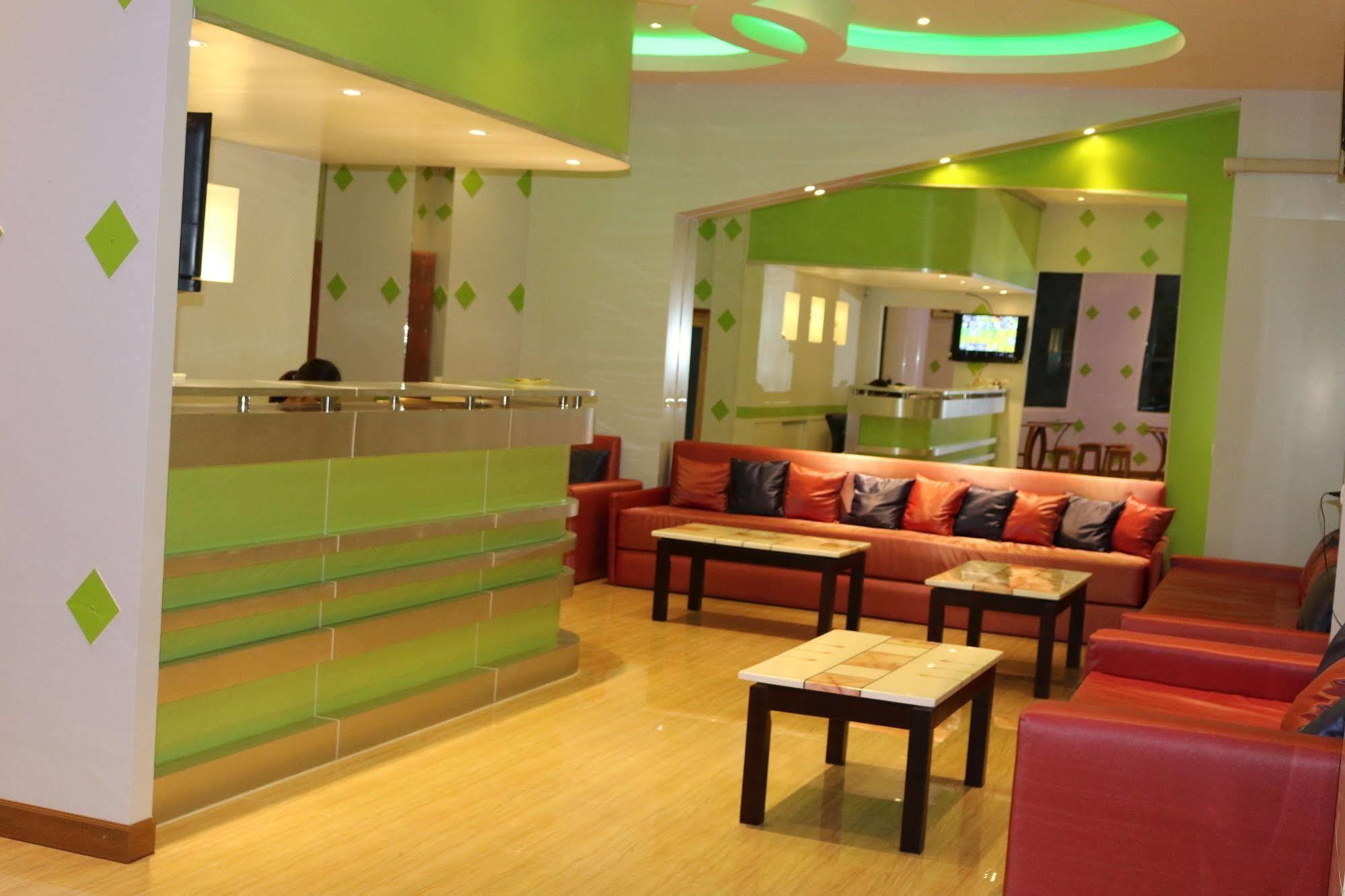 Lucky View Hotel 4*
