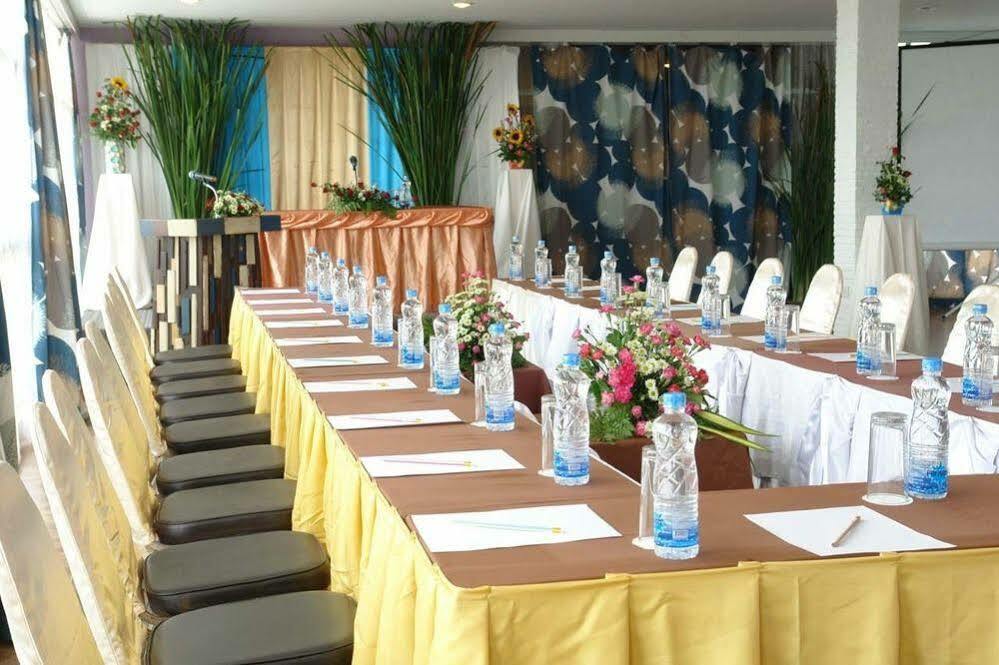 Buritara On Nut Hotel 2*