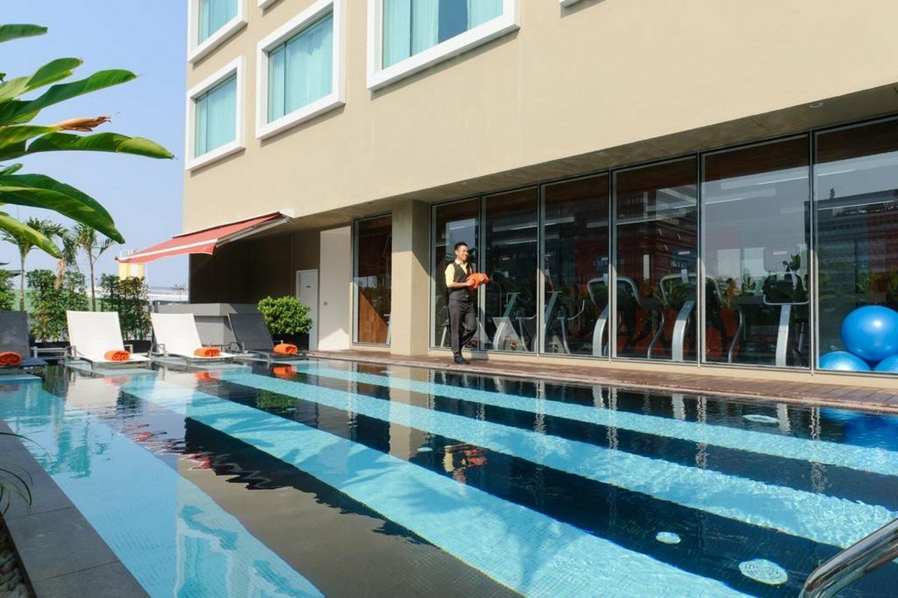 Hotel Hilton Garden Silom 4*