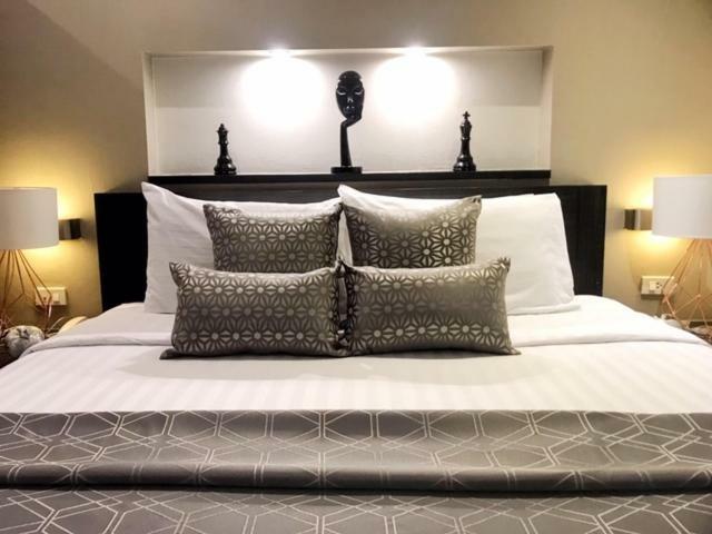 Hotel Le Club At Chateau De Sukhumvit 56
