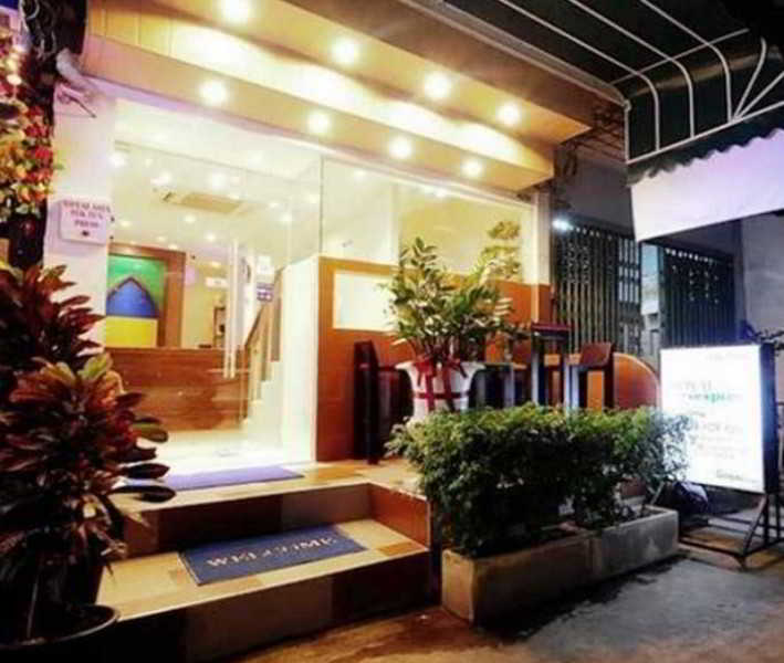 bahay-panuluyan Royal Express 2*