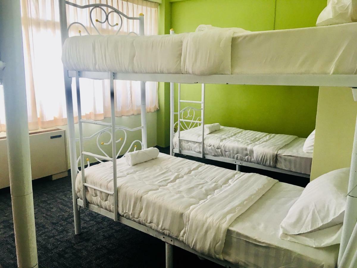 Lee House Hotel 2*