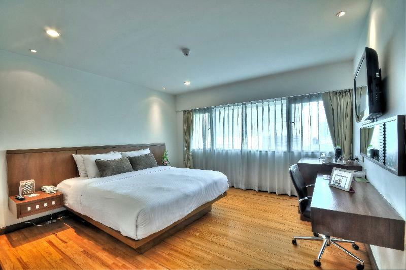 Narai Hotel 4*