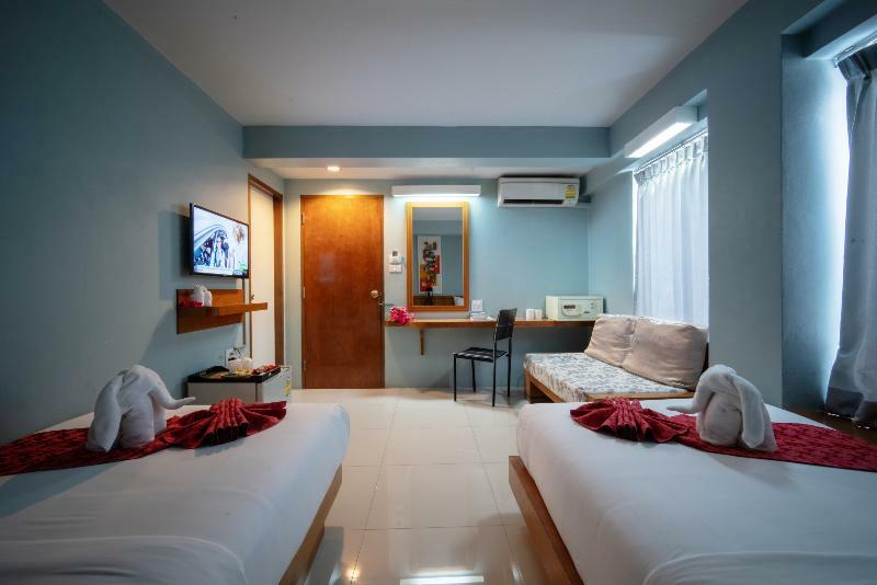Hotel Cha-cha Phraathit 3*
