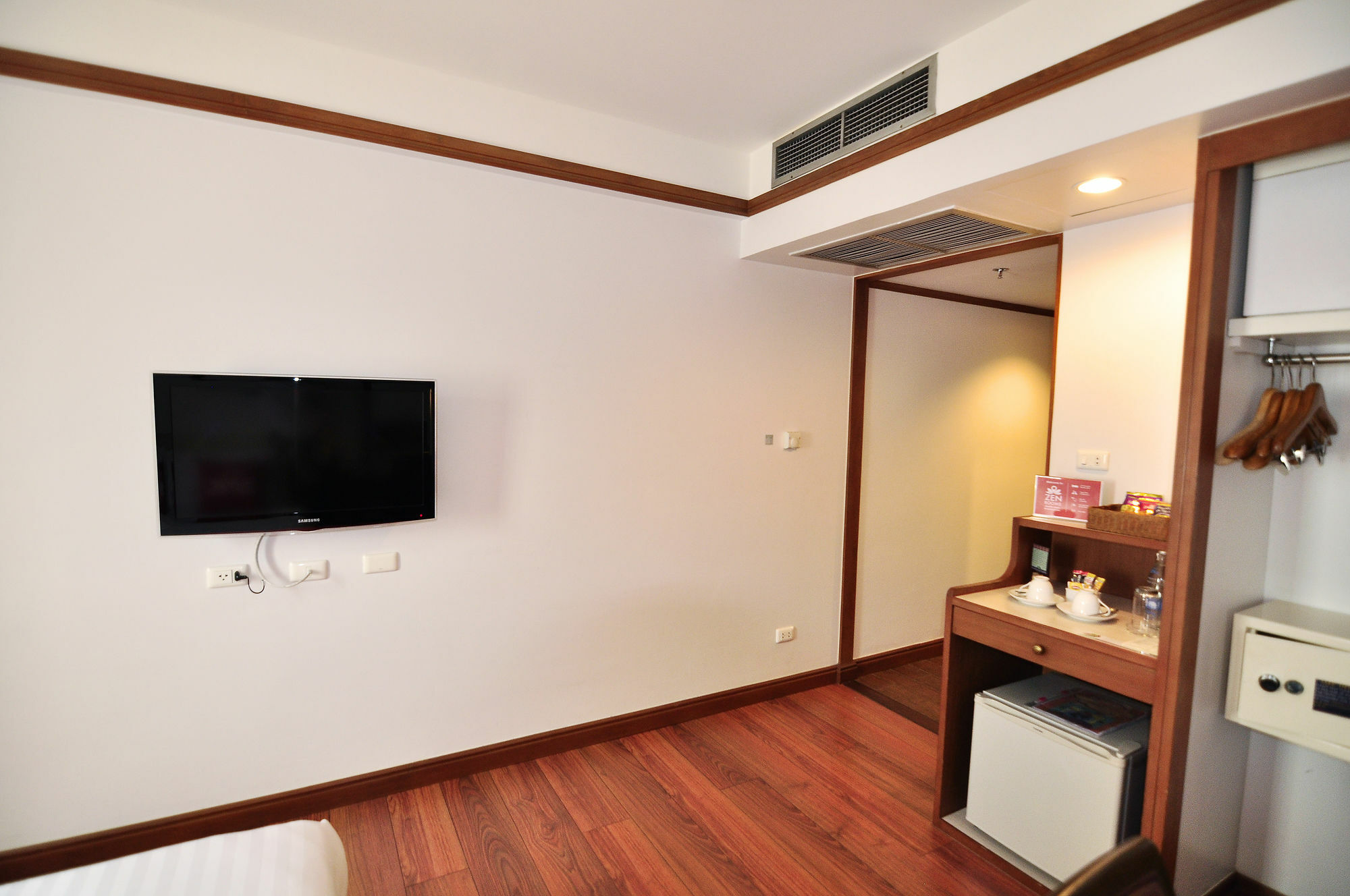 Zen Premium Silom Soi 22 Bangkok