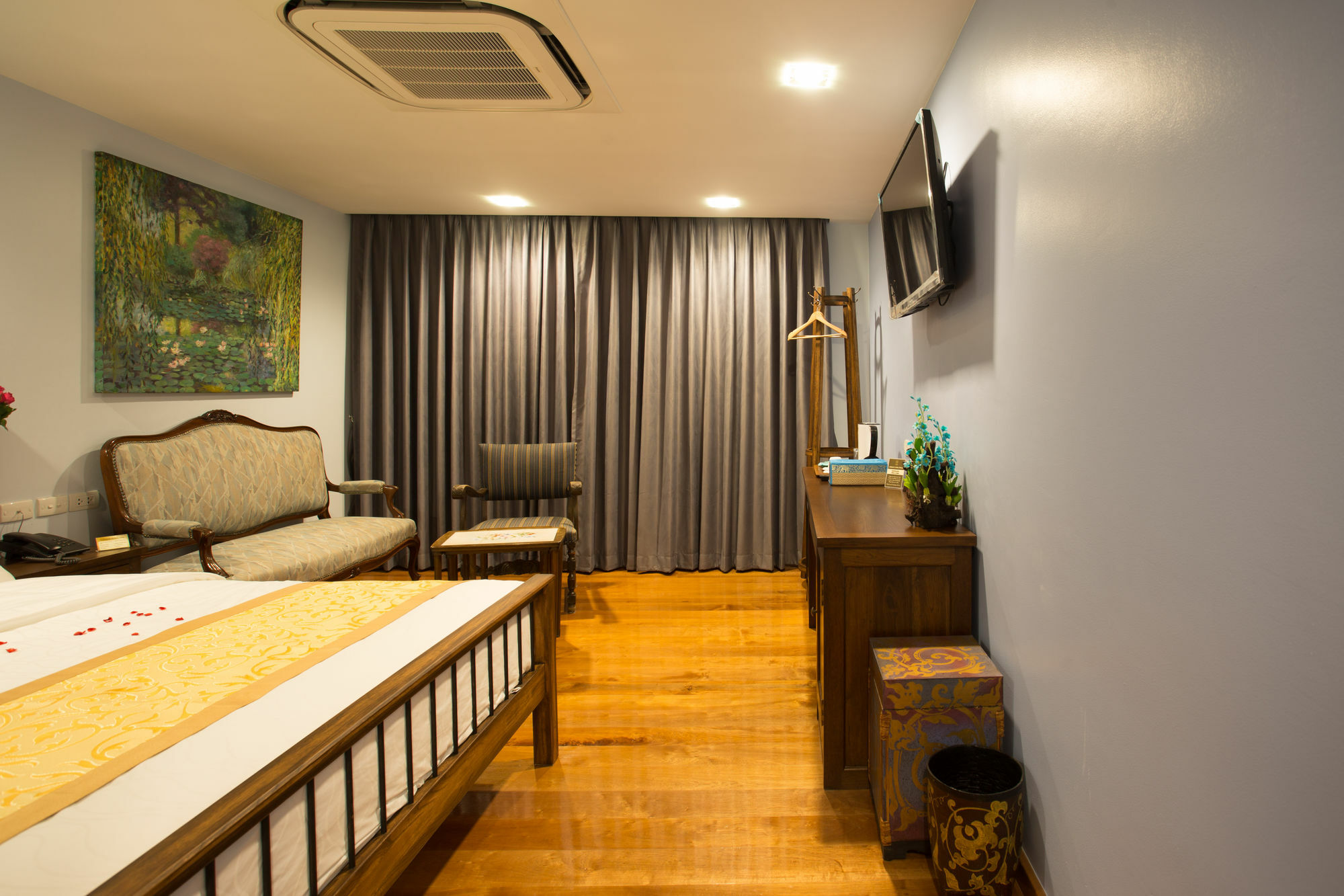 Nine Design Place 3*