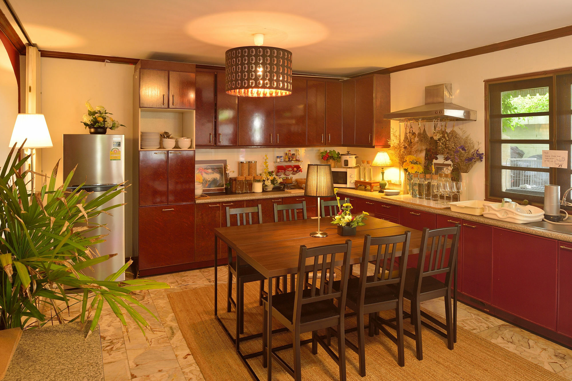 Lost And Found Bed & Breakfast Bangkok