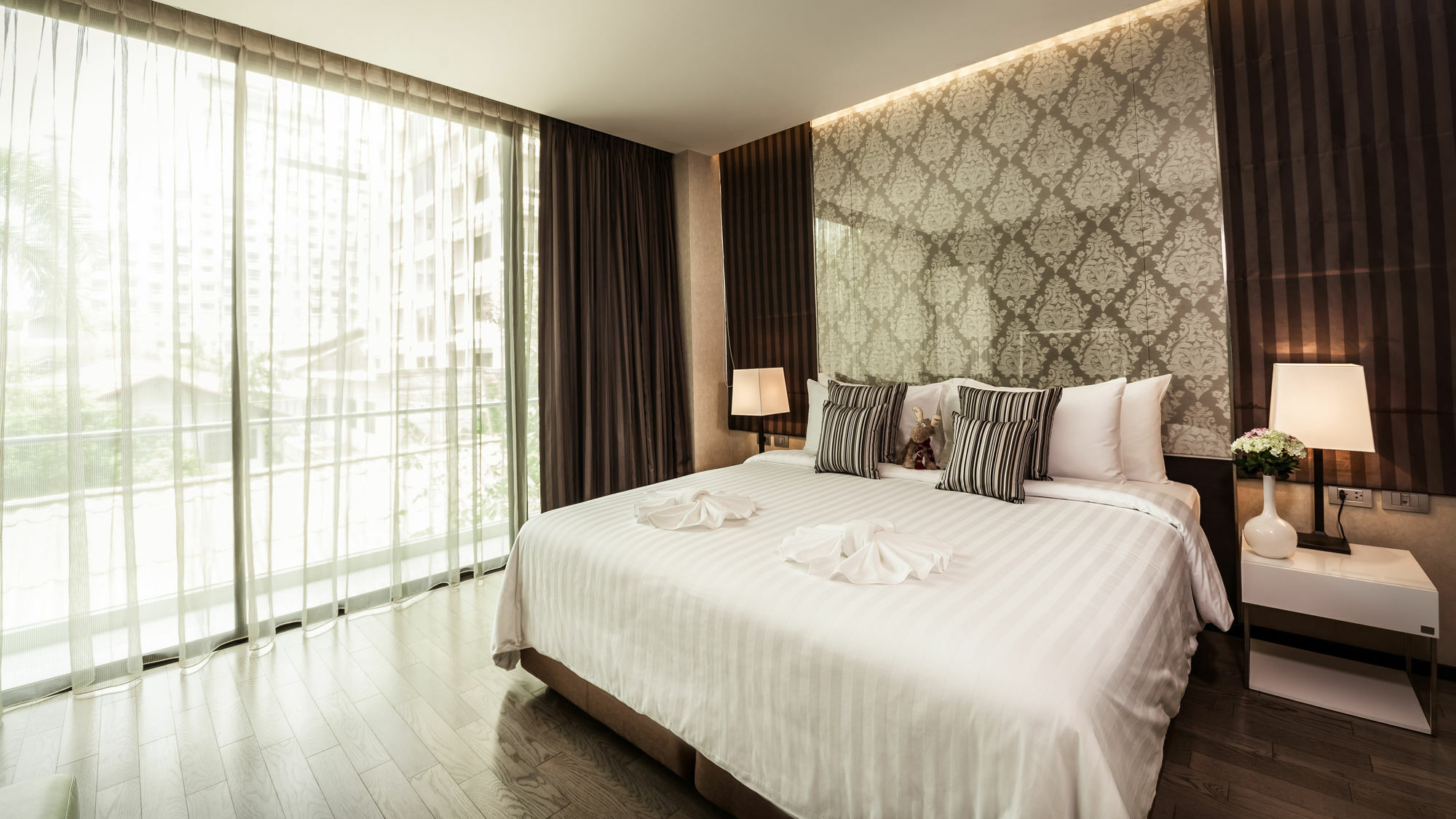 Arcadia Ploenchit By Compass Hospitality Hotel Bangkok