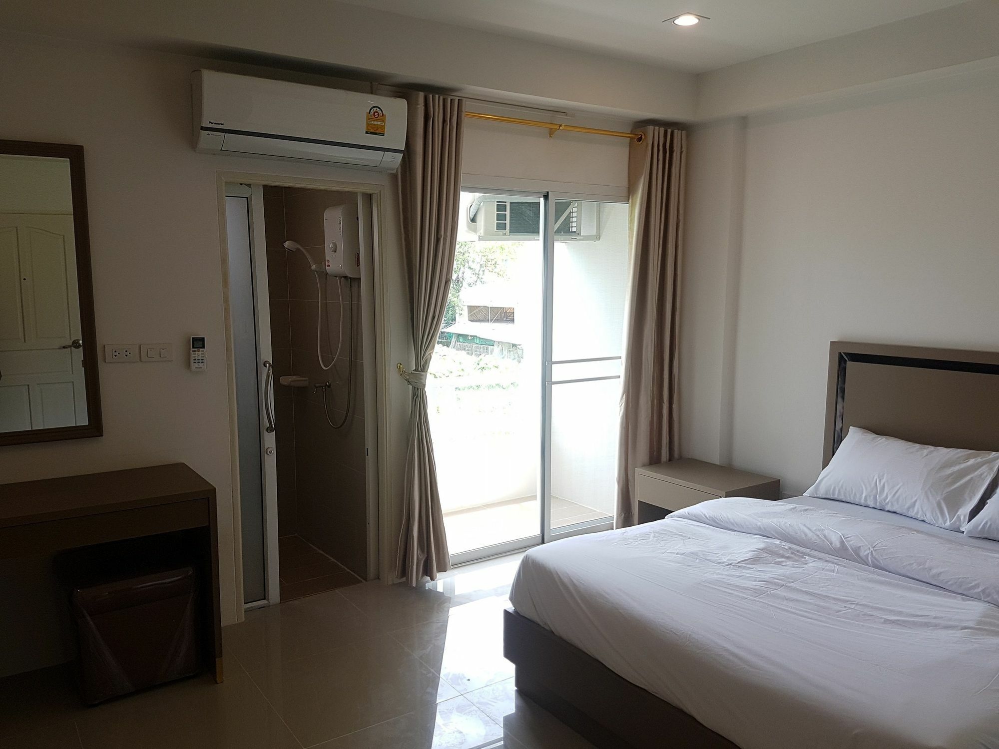 S.e.t Thanmongkol Gasthuis 3*