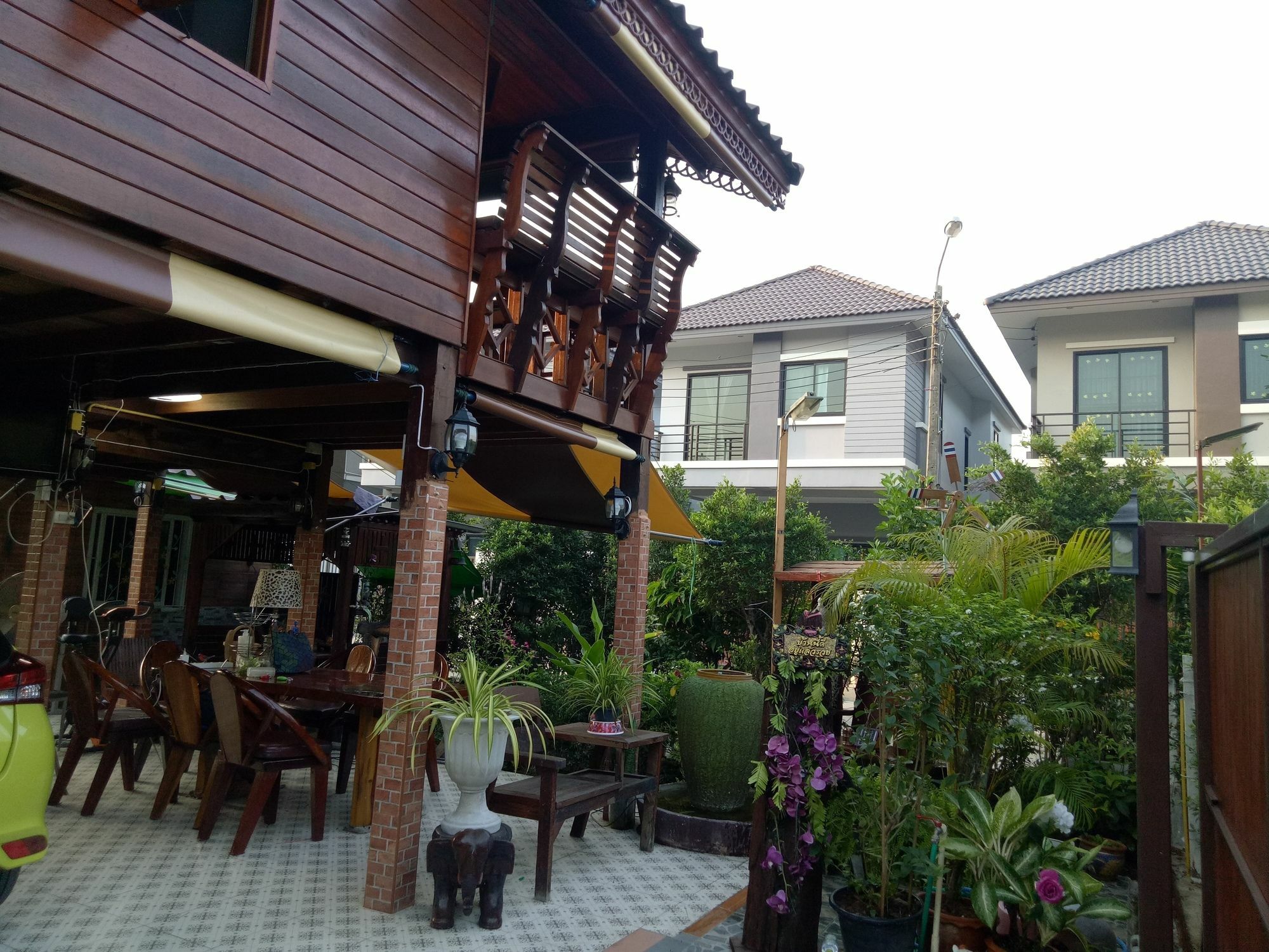 Ruenthip Guest house 3*