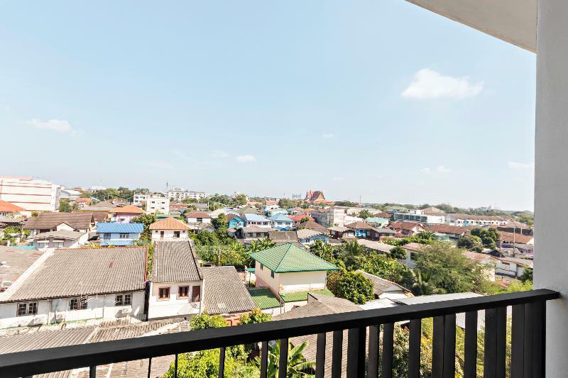 Nidhra * Bangkok