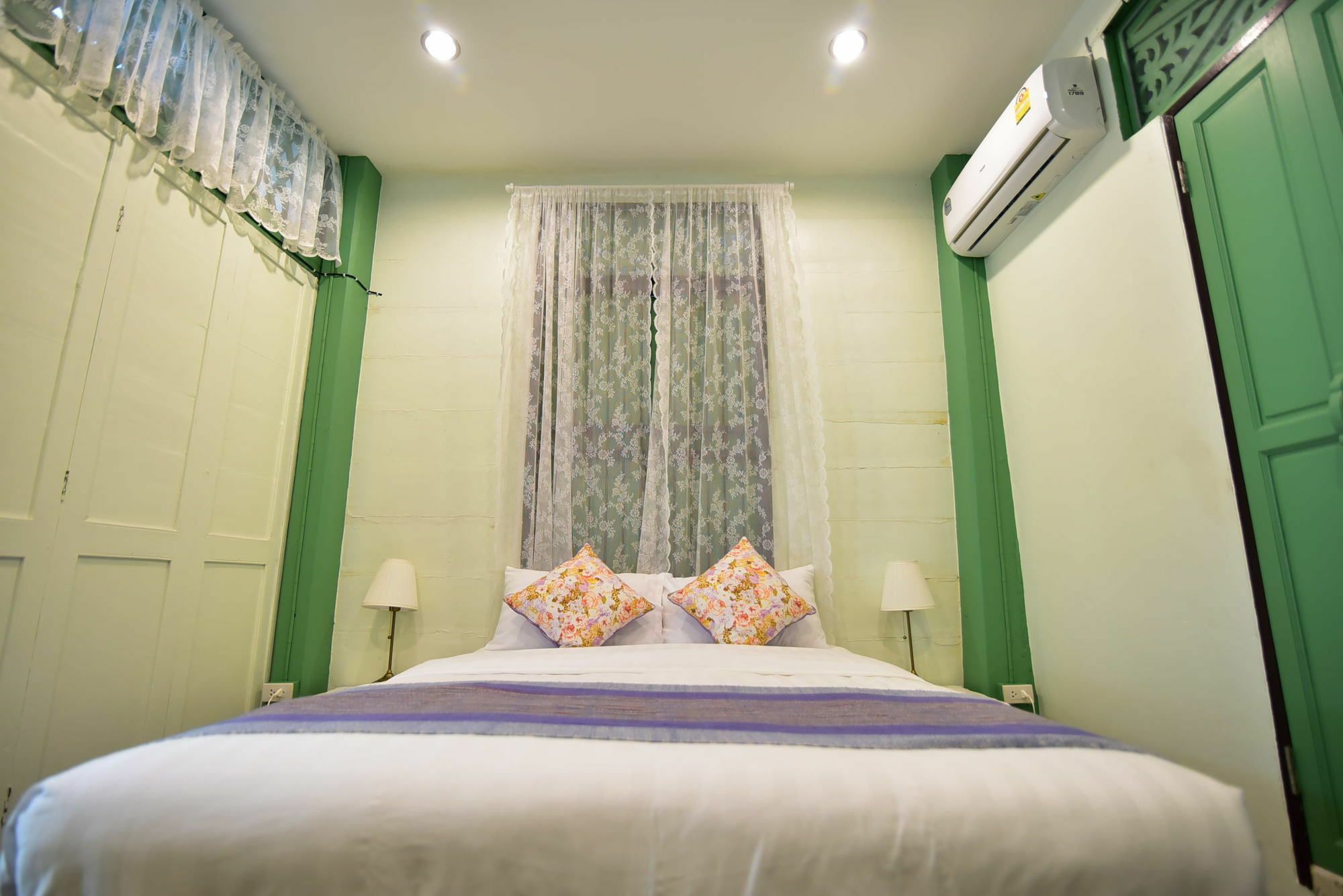 Guest house Teak House