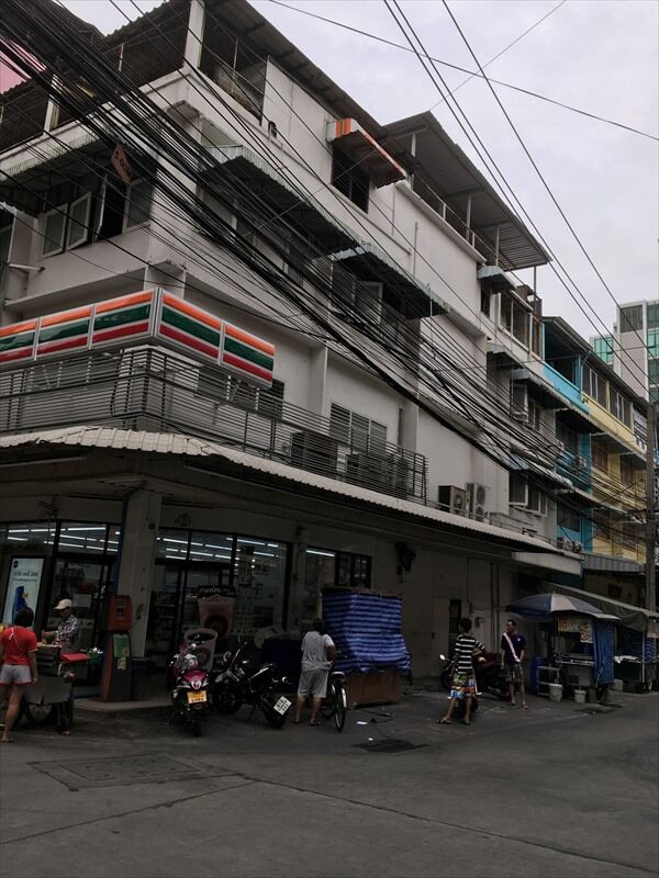 Hostel Station *