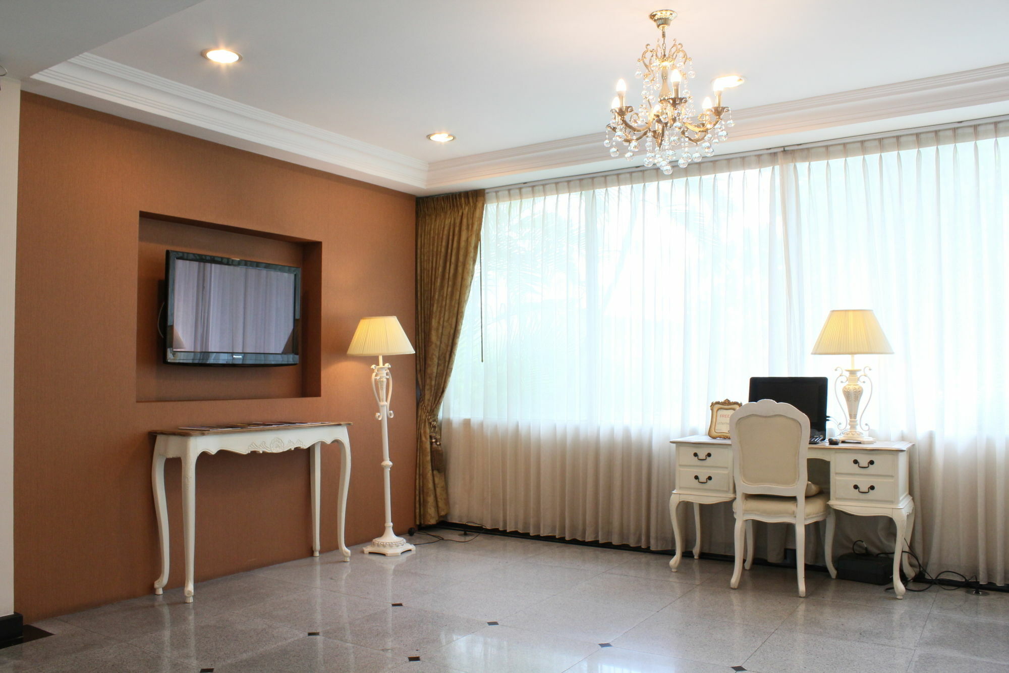 Hotel Romance Srinakarin