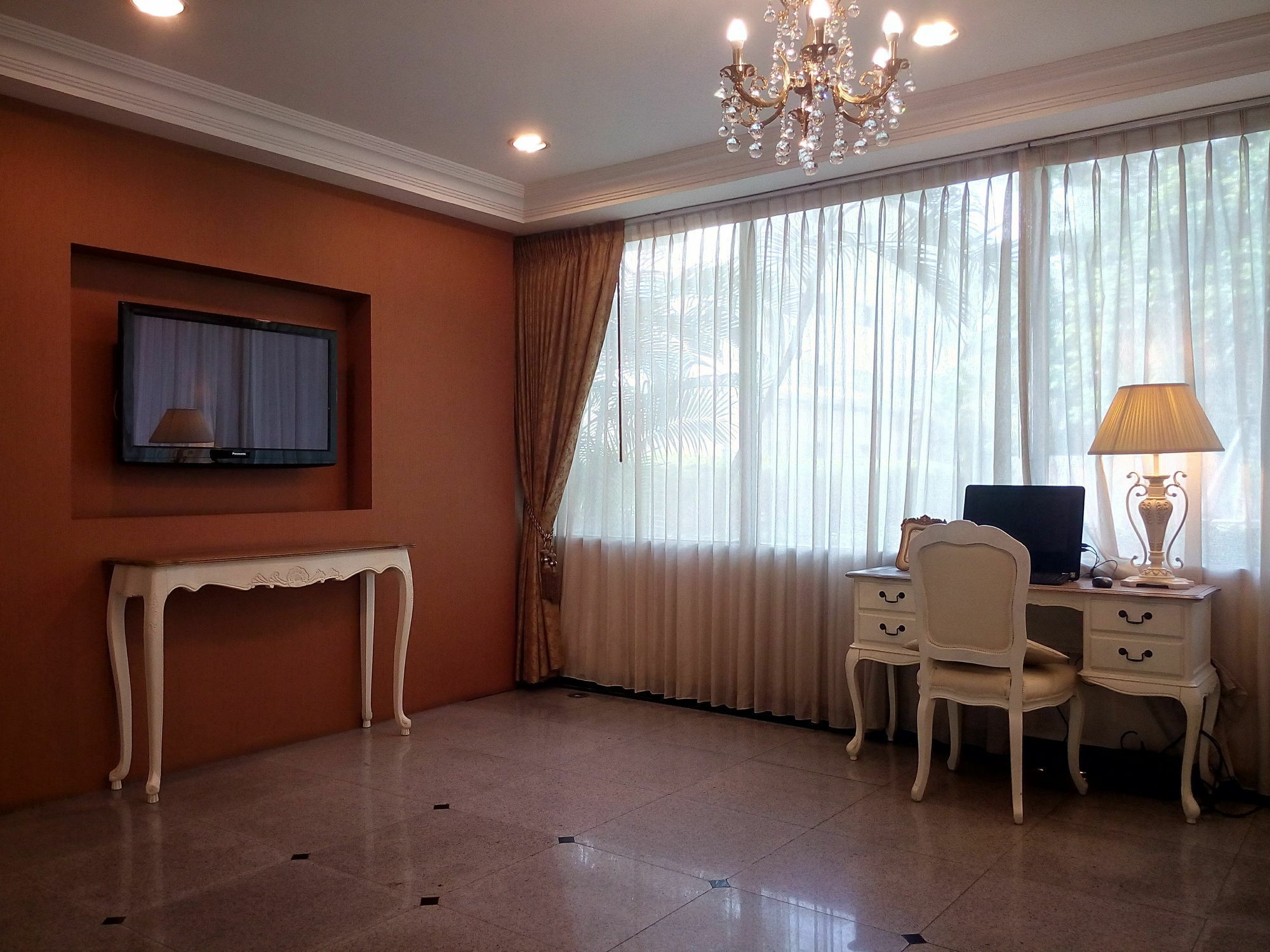 Hotel Romance Srinakarin