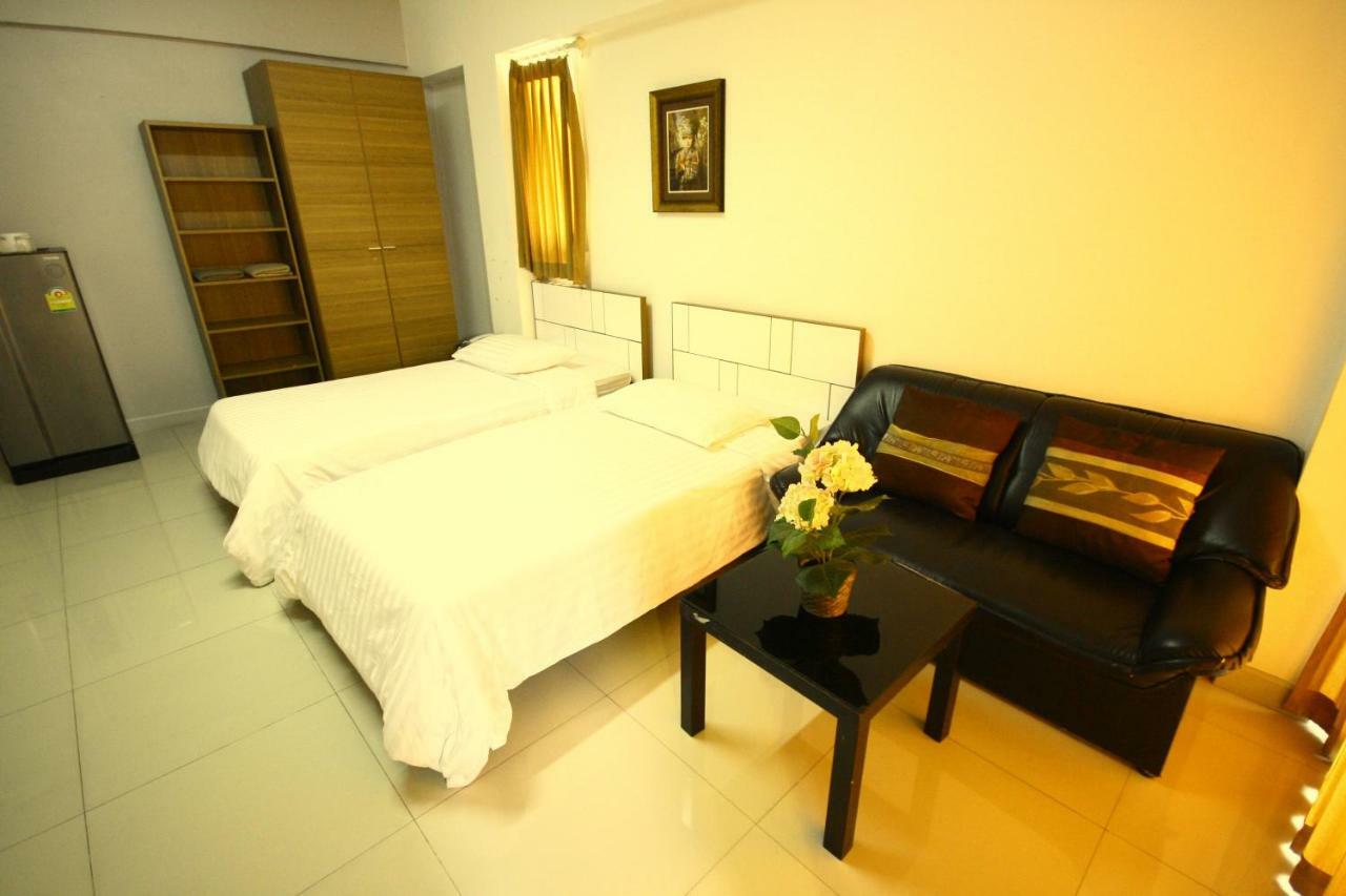 Aparthotel At Phetkasem Bangkok