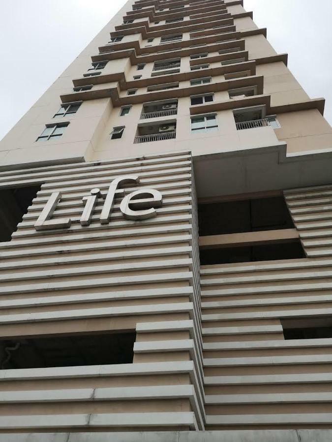 Life Sukhumvit 65 Apartment Bangkok