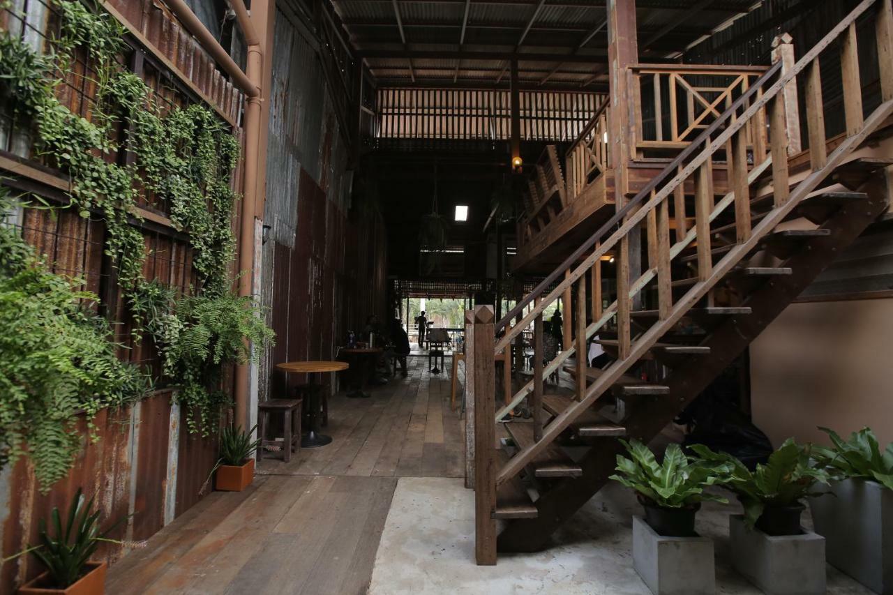 Rumah tetamu 274 Bed And Brews Bangkok