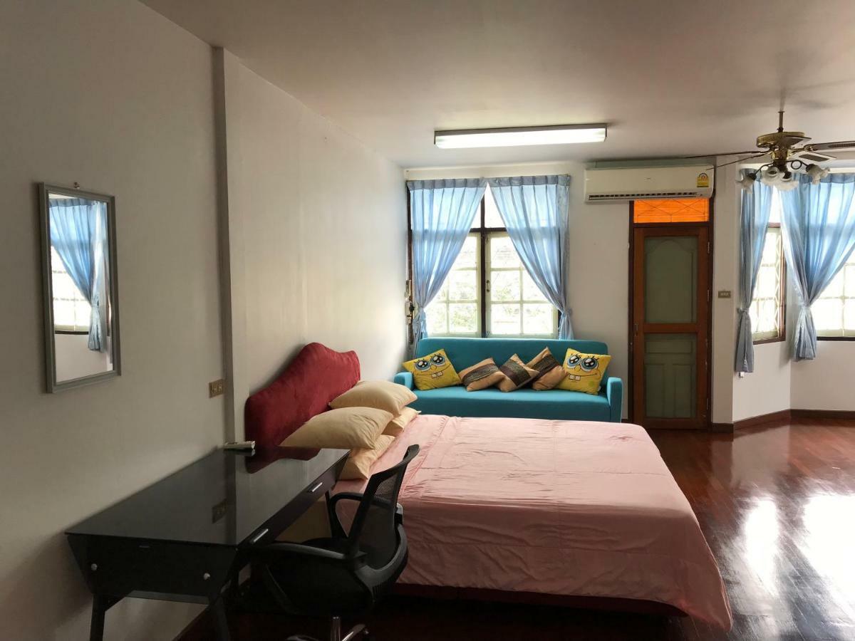 Sira's House Guest house