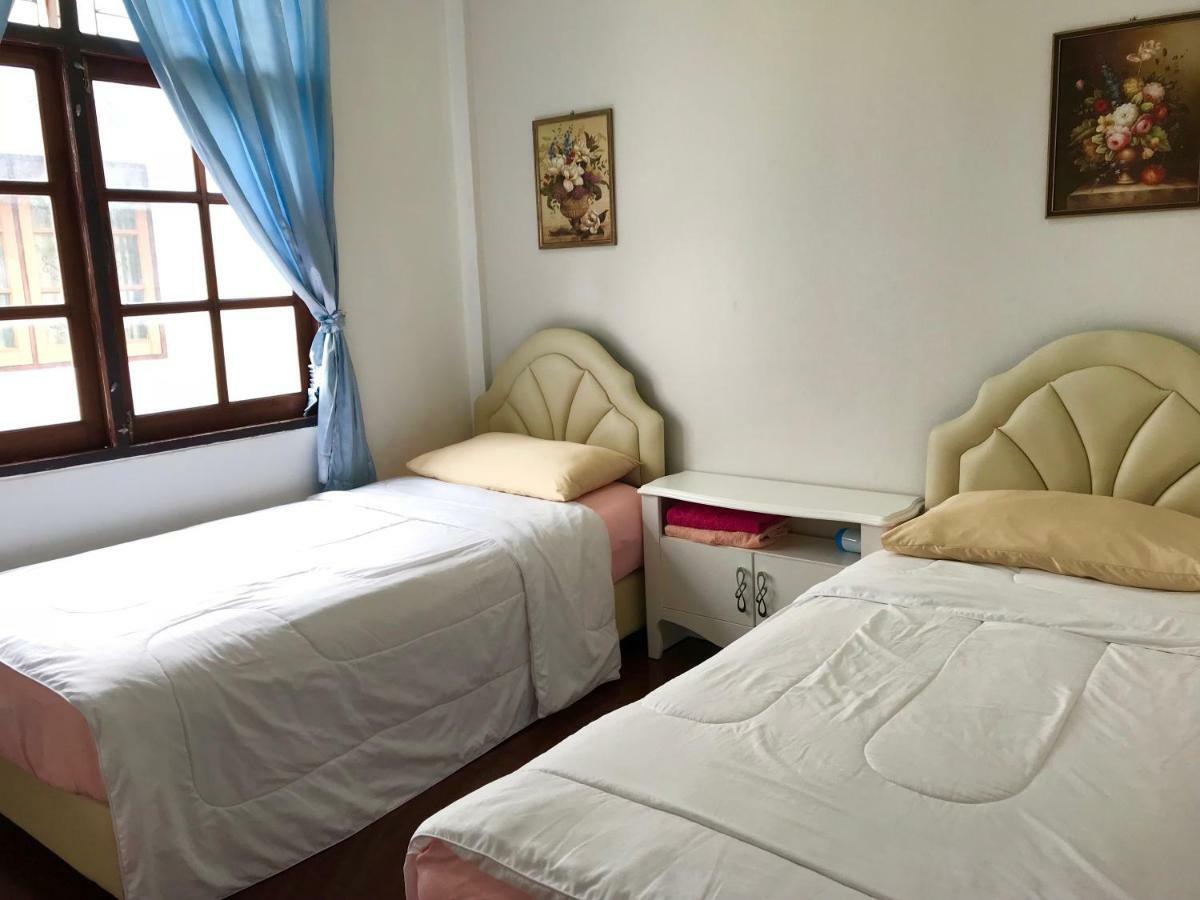Sira's House Guest house Bangkok
