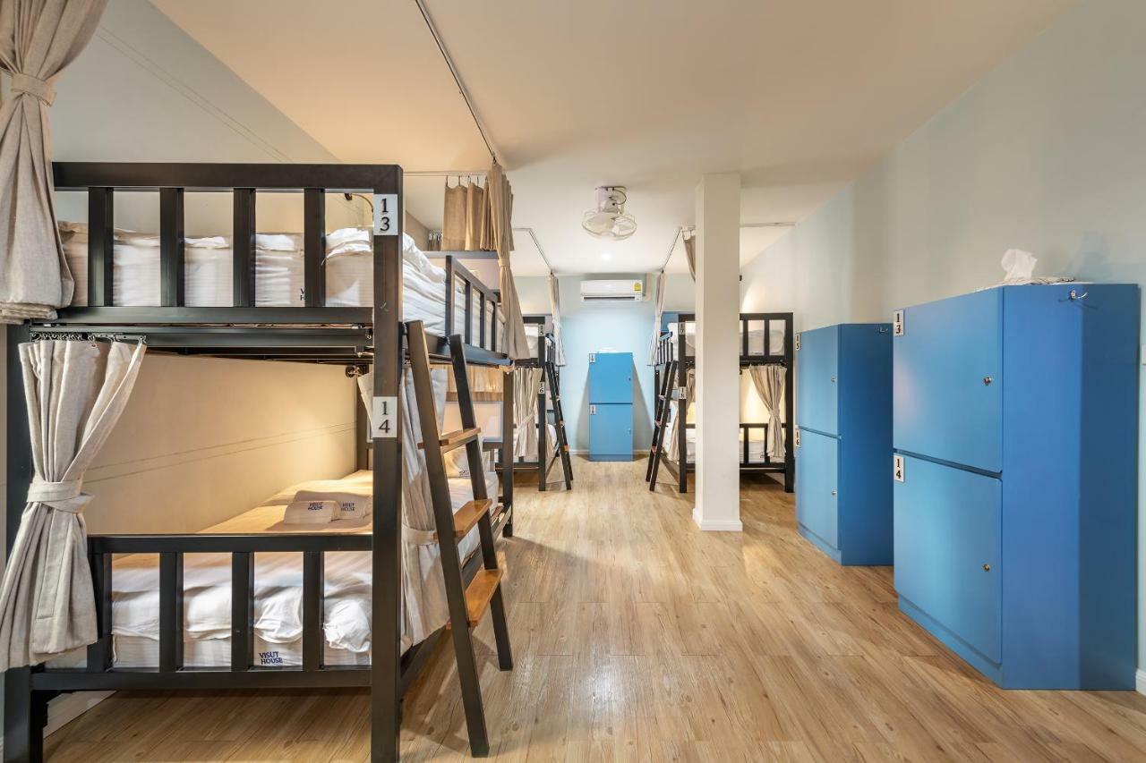 Visut House Bed & Breakfast Bangkok