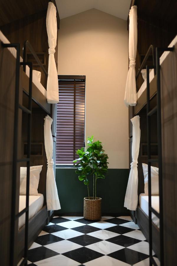 Klyde Boutique - Chatuchak Bangkok