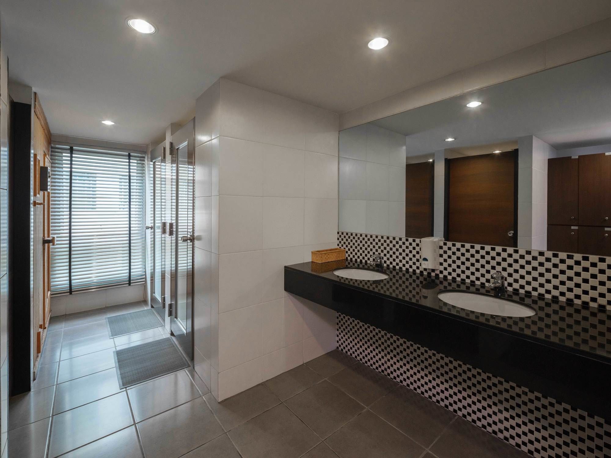 Silom Lofts Hotel 3*