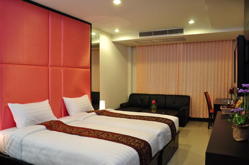 Hotel Le Platinum Residency