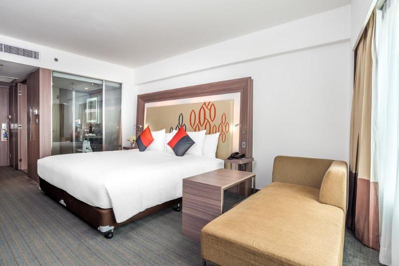 Hilton Garden Silom Hotel Bangkok