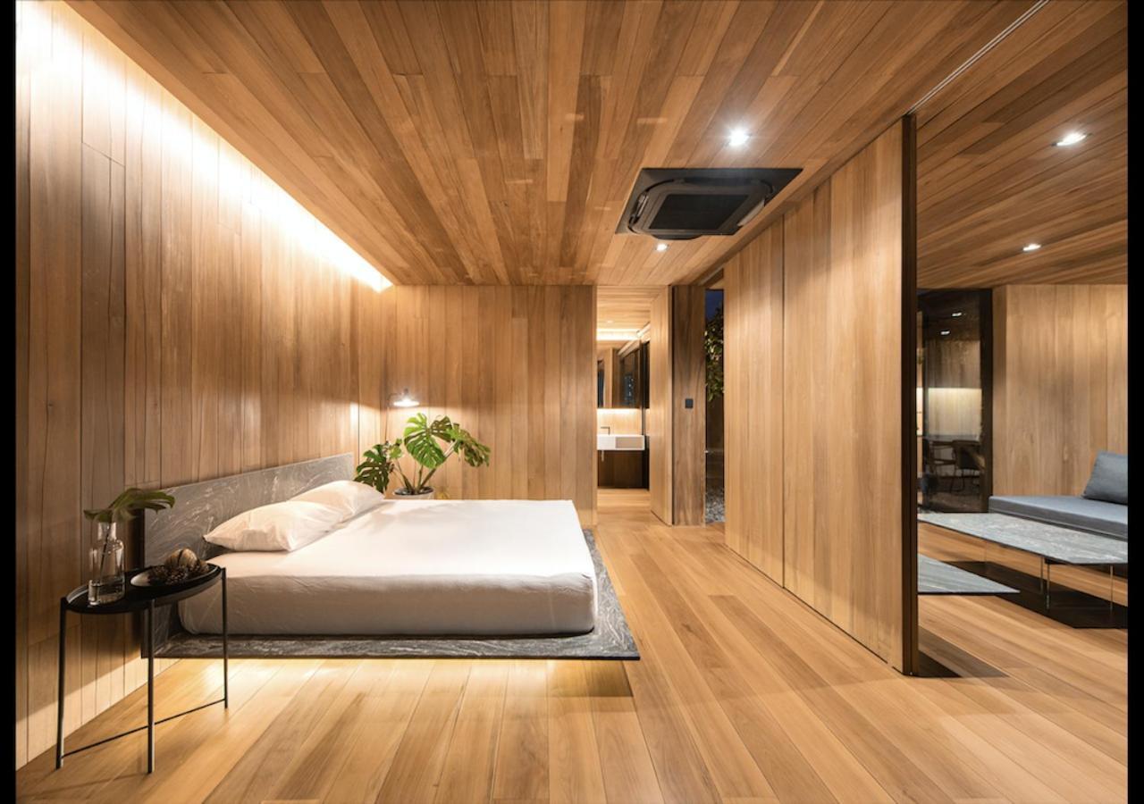 Hachi Penthouse *