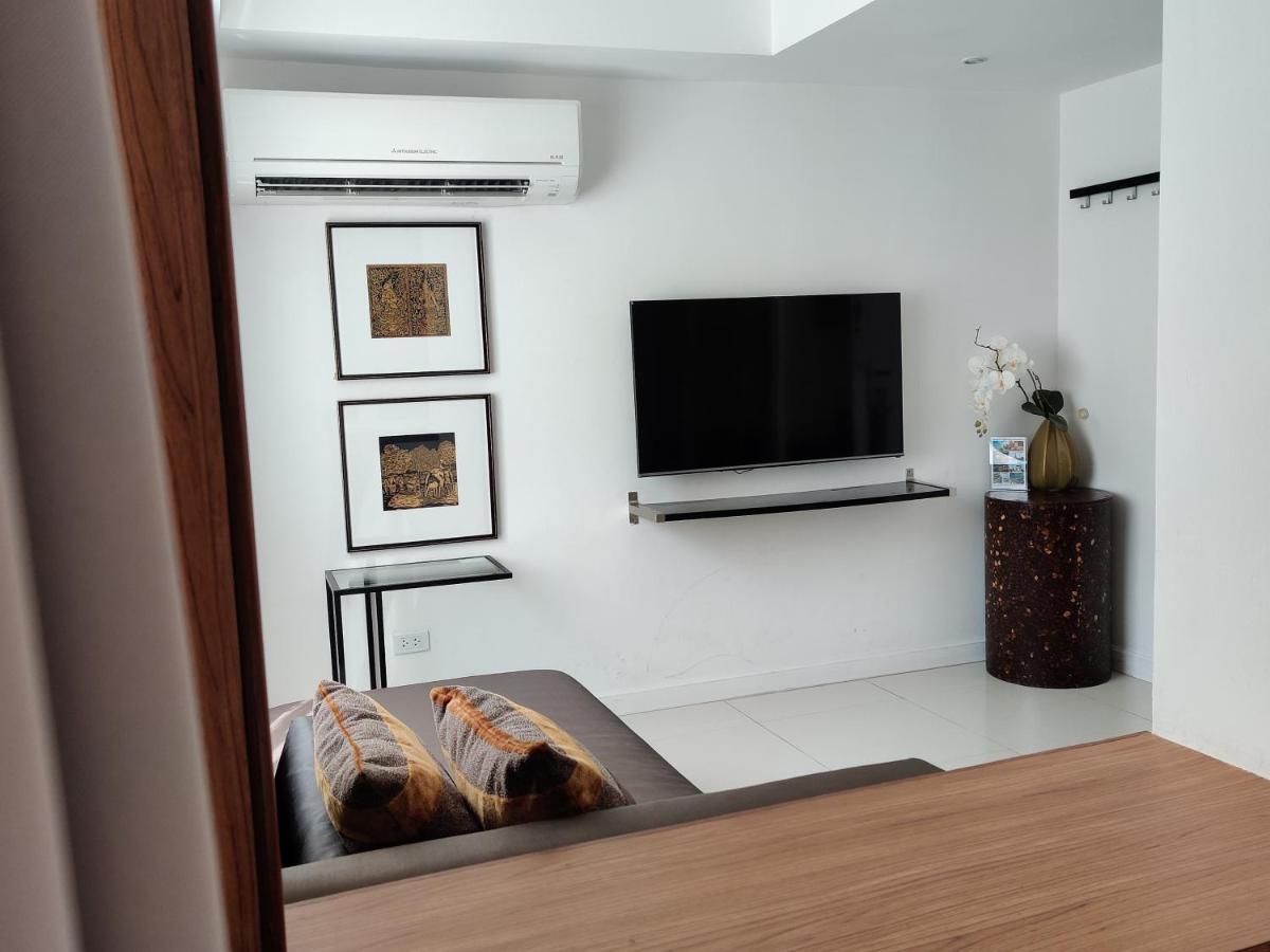 Check In Saladaeng (adults Only) Guest house Bangkok