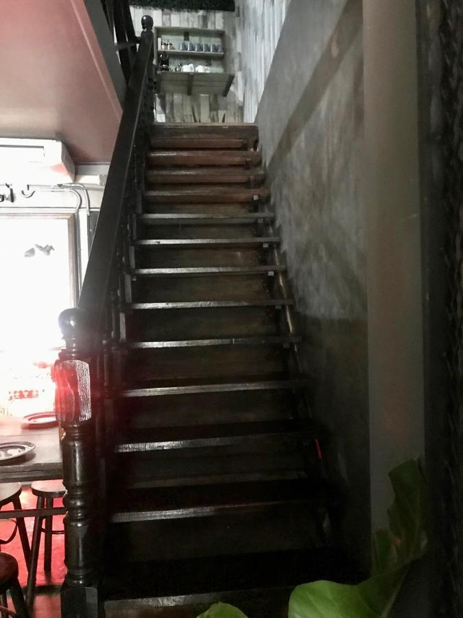 Hostel Tang House *