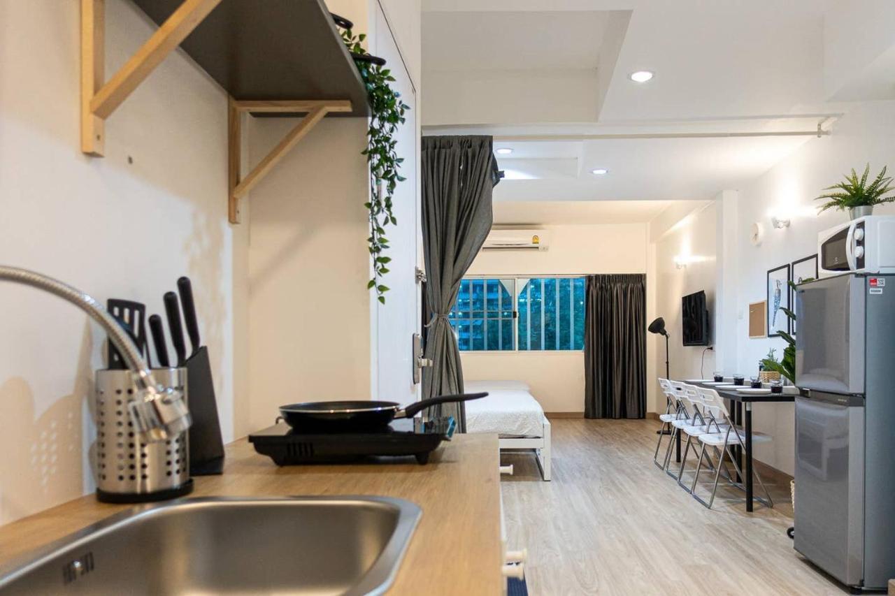 Pangsapuri B3 Cosy /5 Guests/ Near Mrt/full Kitchen