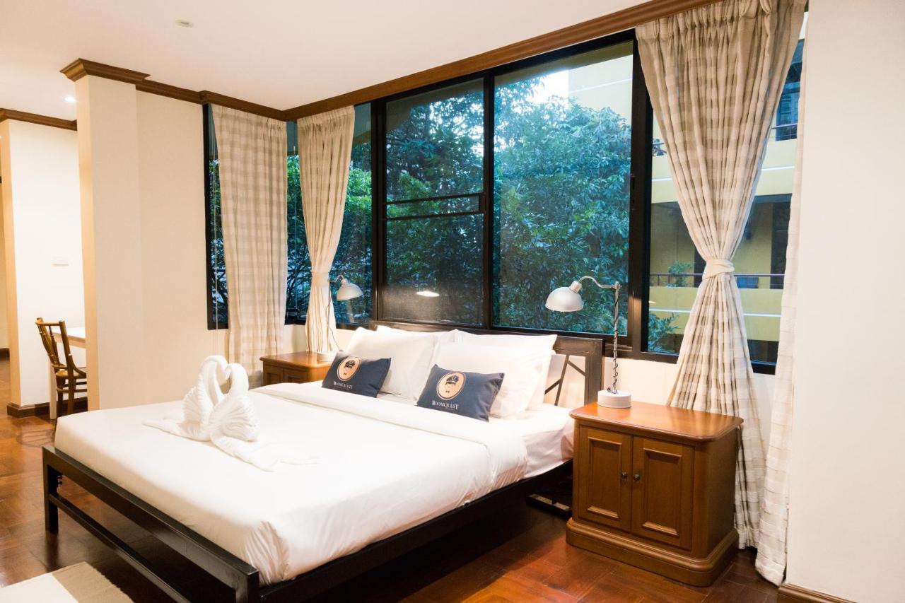 Hotel Roomquest Sukhumvit 36 Bts Thonglor 3*