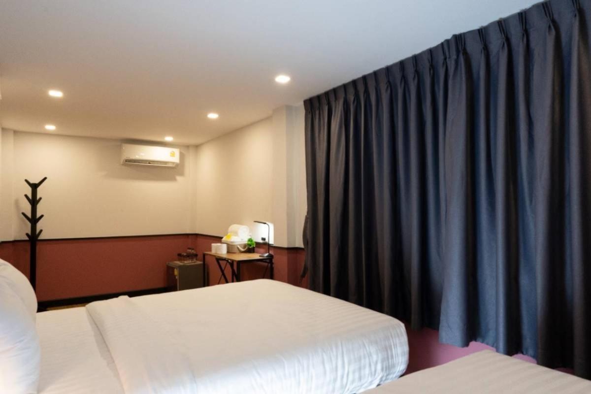 Malades House Guest house Bangkok