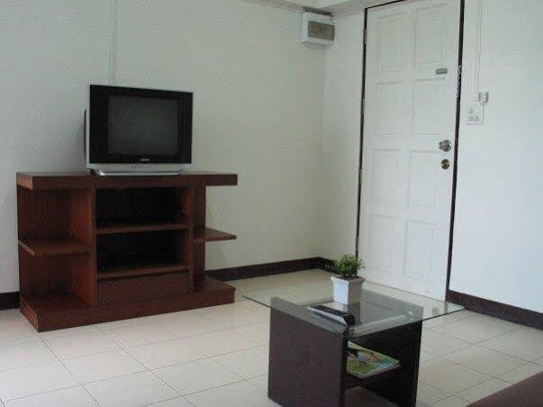 Inn Living Naraa Place 2*
