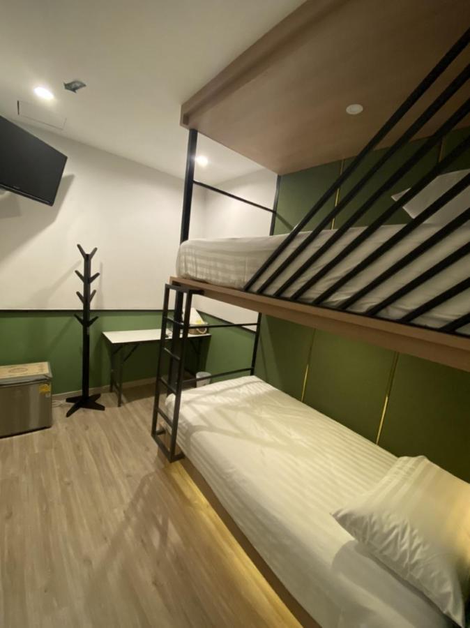 Malades House 2*