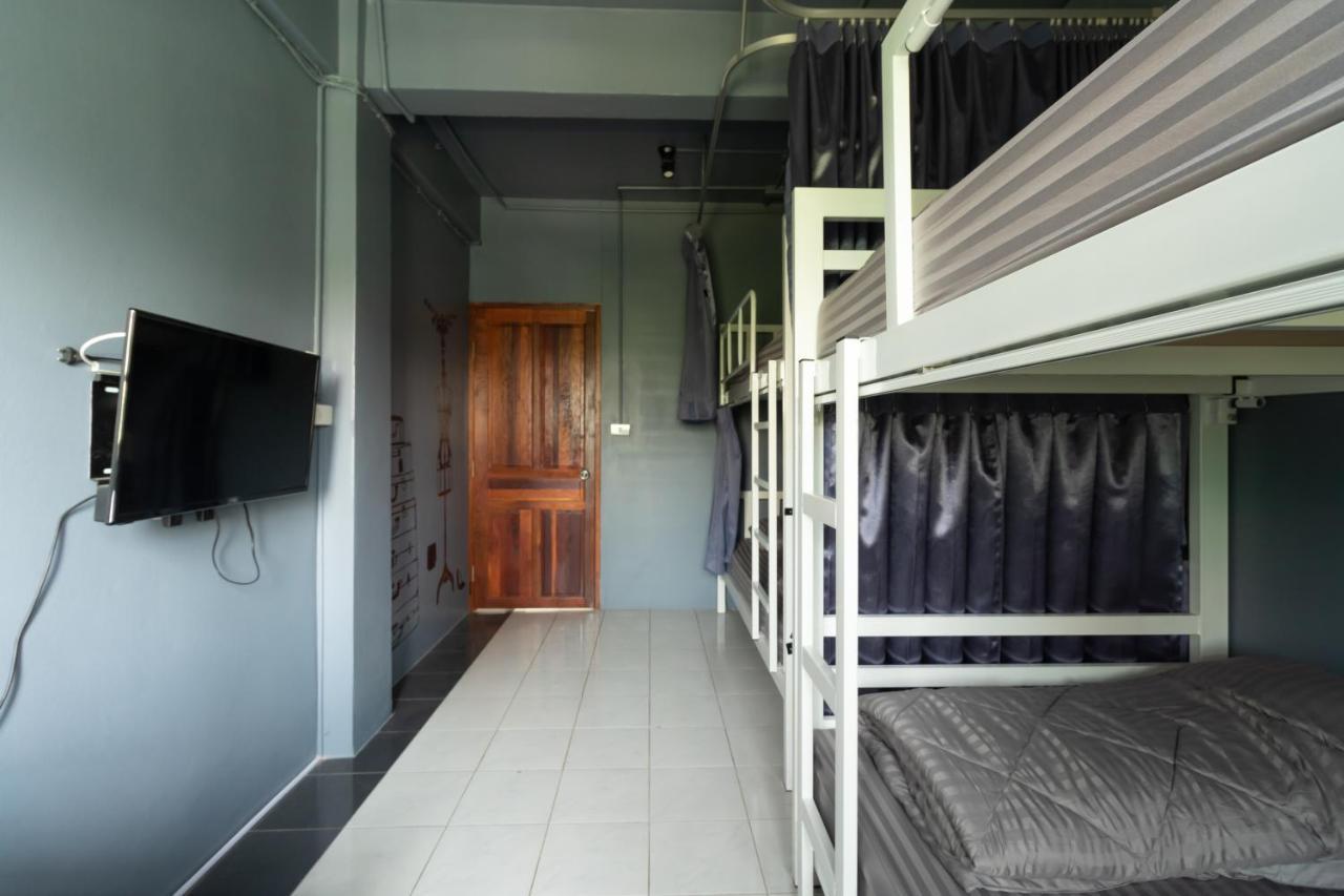 B168-bed & Asrama Bangkok