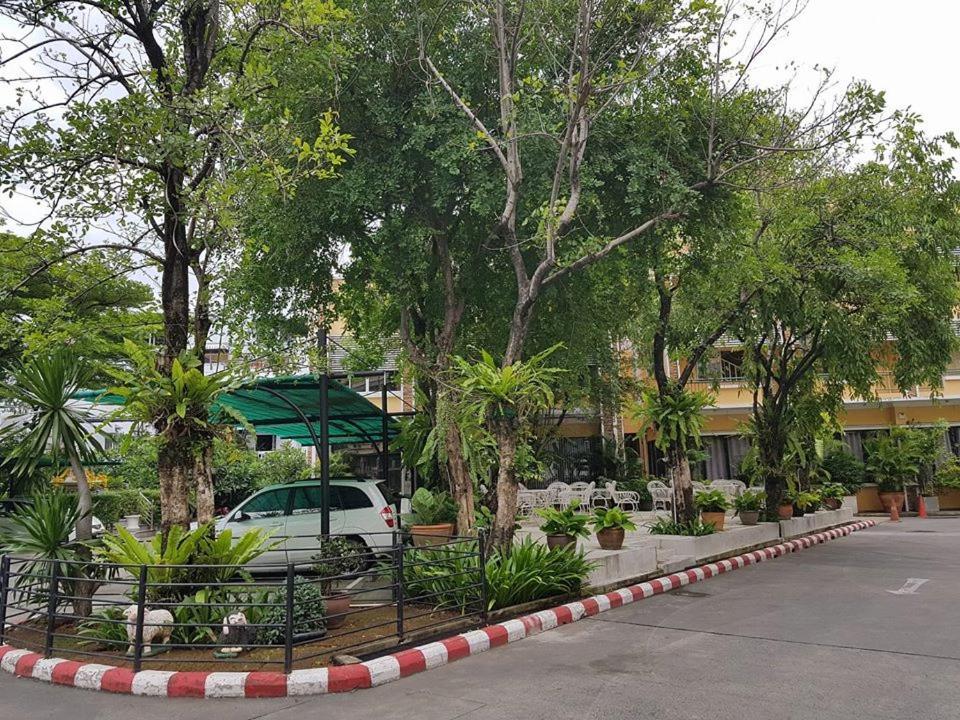 Paholyothin Park Place Hotel Bangkok