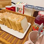 Pillow & Bread