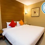S Bangkok Hotel, Navamin