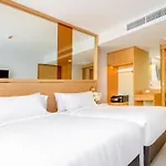 Fx Hotel Nana
