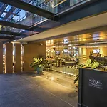 Maitria Hotel Sukhumvit 18 Bangkok - A Chatrium Collection