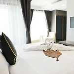 Picnic Hotel Bangkok - Rang Nam